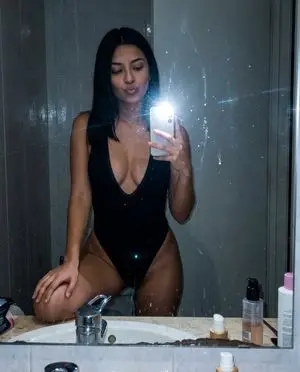 Hyper-realistic IG Baddie Bathroom Mirror Selfie (Flash)