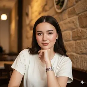 Close-up Candid Cafe Portrait