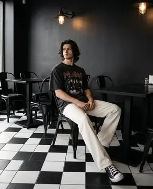 Cinematic Cafe Portrait Prompt for Nano Banana Pro