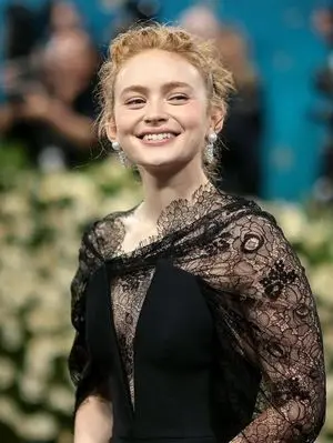 Elegant Red Carpet Portrait of a Blonde Woman