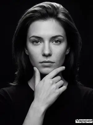 Fine-Art Cinematic Monochrome Portrait (Thinker Pose)