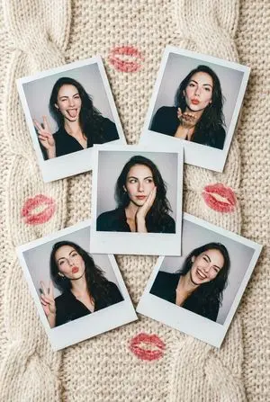 Vintage Polaroid Photo Collection Prompt