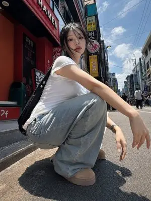 Korean Girl Street Photography