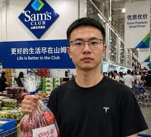Realistic Sam's Club Shopping Snapshot