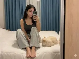 Nano Banana Pro Prompt: Candid Mirror Selfie with Cat