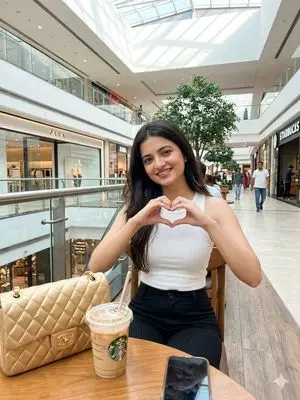 Lifestyle Portrait at a Shopping Mall