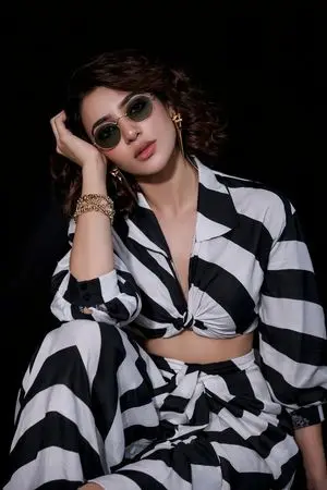 Samantha Ruth Monochrome Fashion Editorial