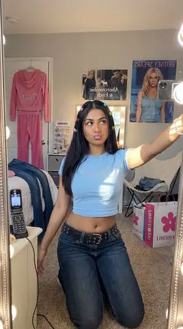 Y2K Diva Mirror Selfie in Mall-Themed Bedroom