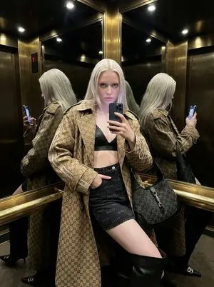 Gucci x Balenciaga Hacker Project Mirror Selfie