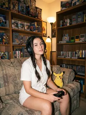 Direct flash gamer girl Nano Banana Pro JSON tag prompt
