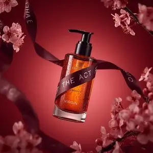 Ultra-Realistic Luxury Body Oil Product Photography