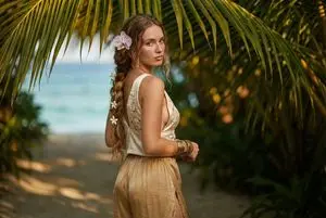 Hyper-Realistic Tropical Edit with Face Preservation Prompt