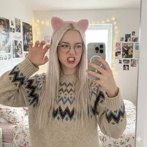Detailed Mirror Selfie Generation Prompt