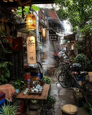 Atmospheric Tea Alley Street Scene