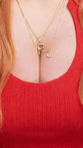 Jewelry Product Photography of Layered Gold Necklace