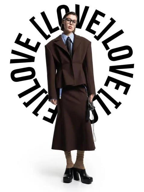 Circular Halo Text Overlay