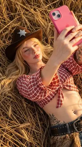 Cinematic Golden-Hour Western Fashion