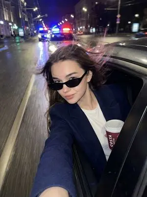 Cinematic Night Street Selfie Prompt with Identity Lock